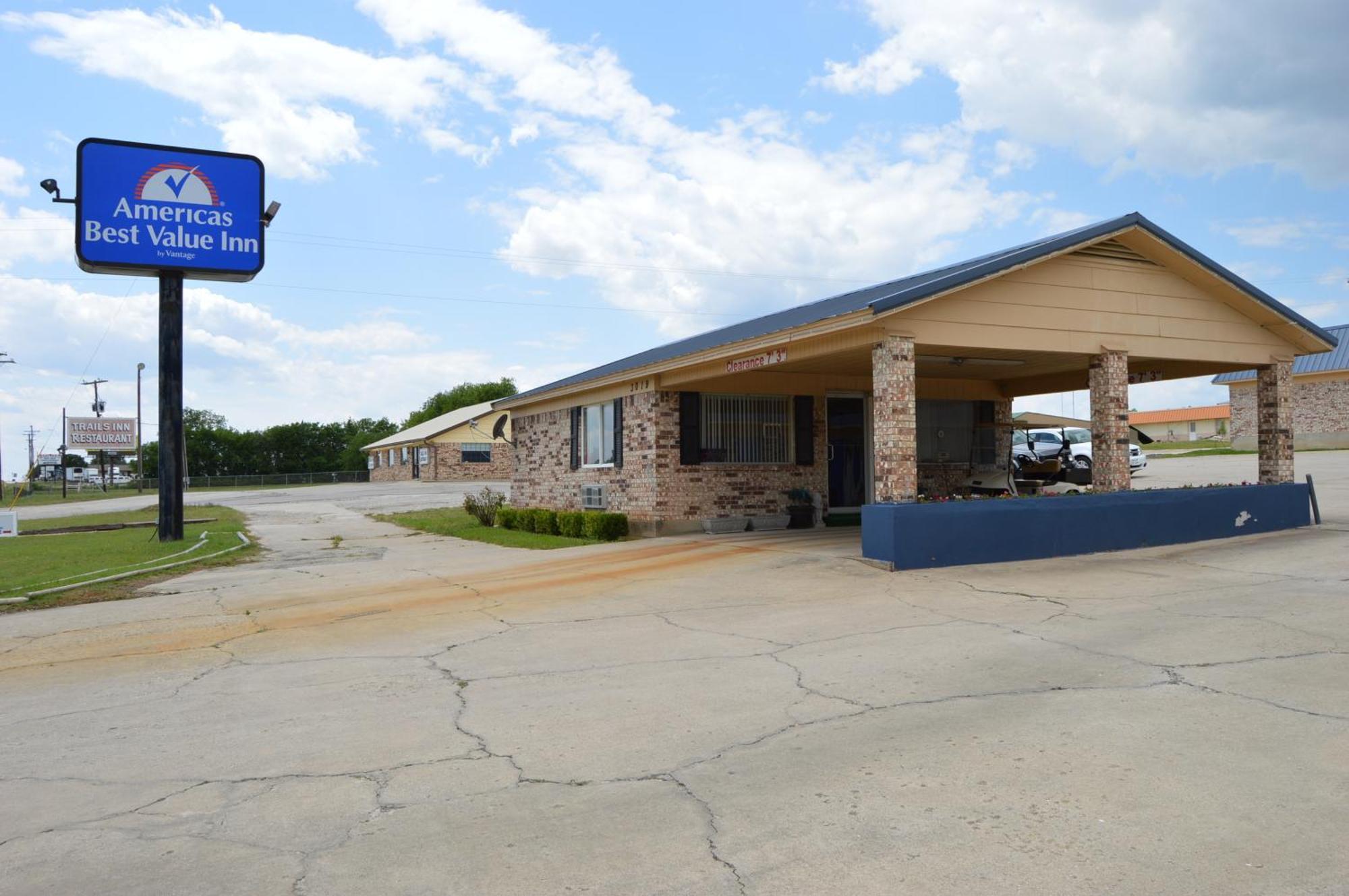 Americas Best Value Inn Gainesville Tx Zewnętrze zdjęcie