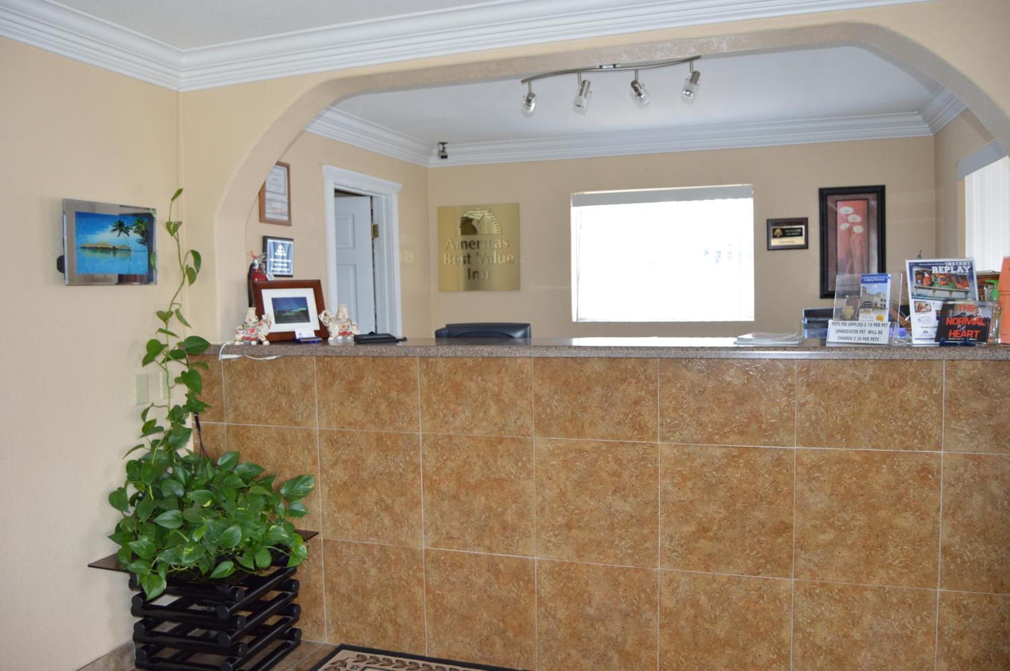 Americas Best Value Inn Gainesville Tx Zewnętrze zdjęcie
