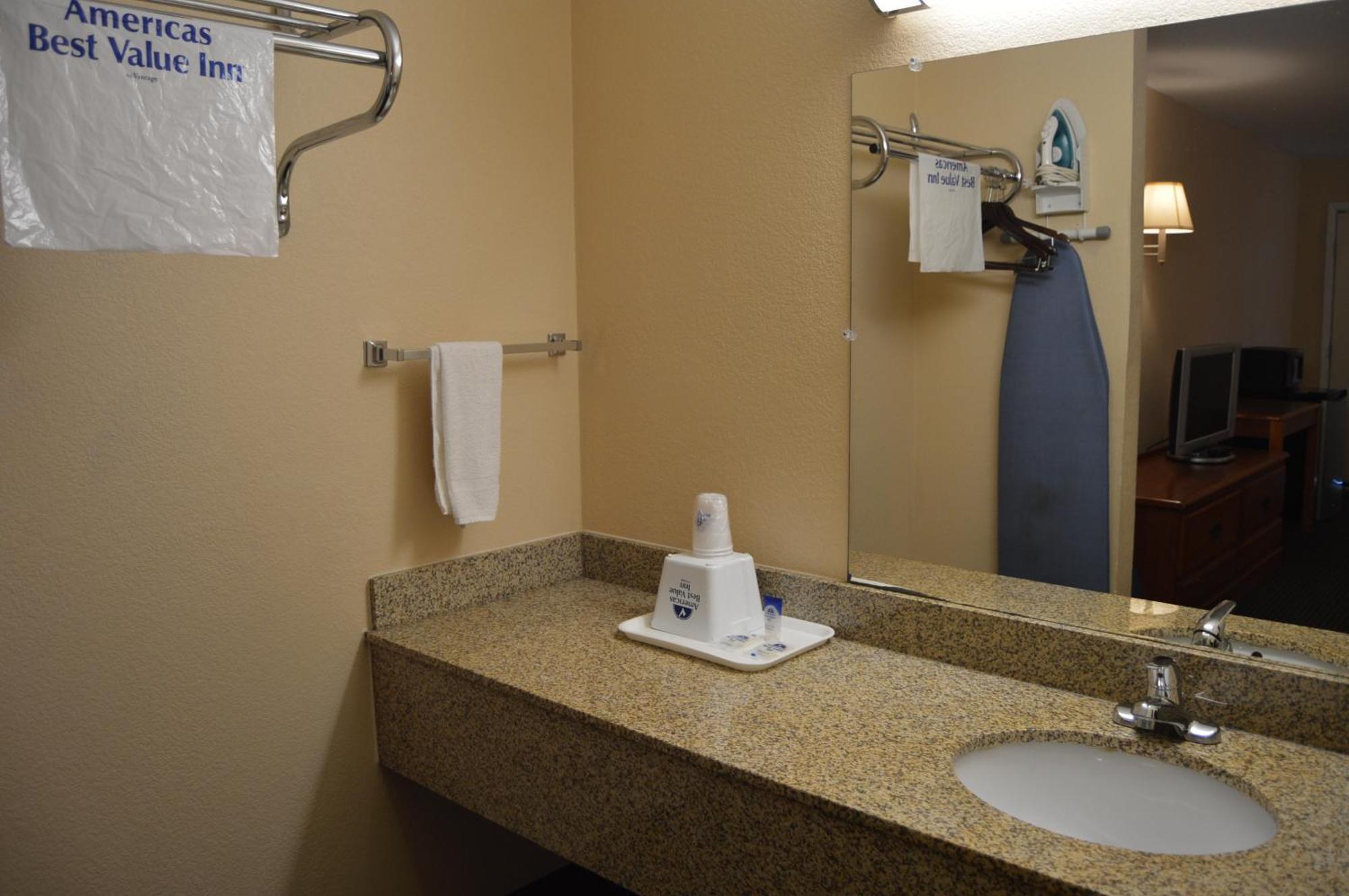 Americas Best Value Inn Gainesville Tx Zewnętrze zdjęcie