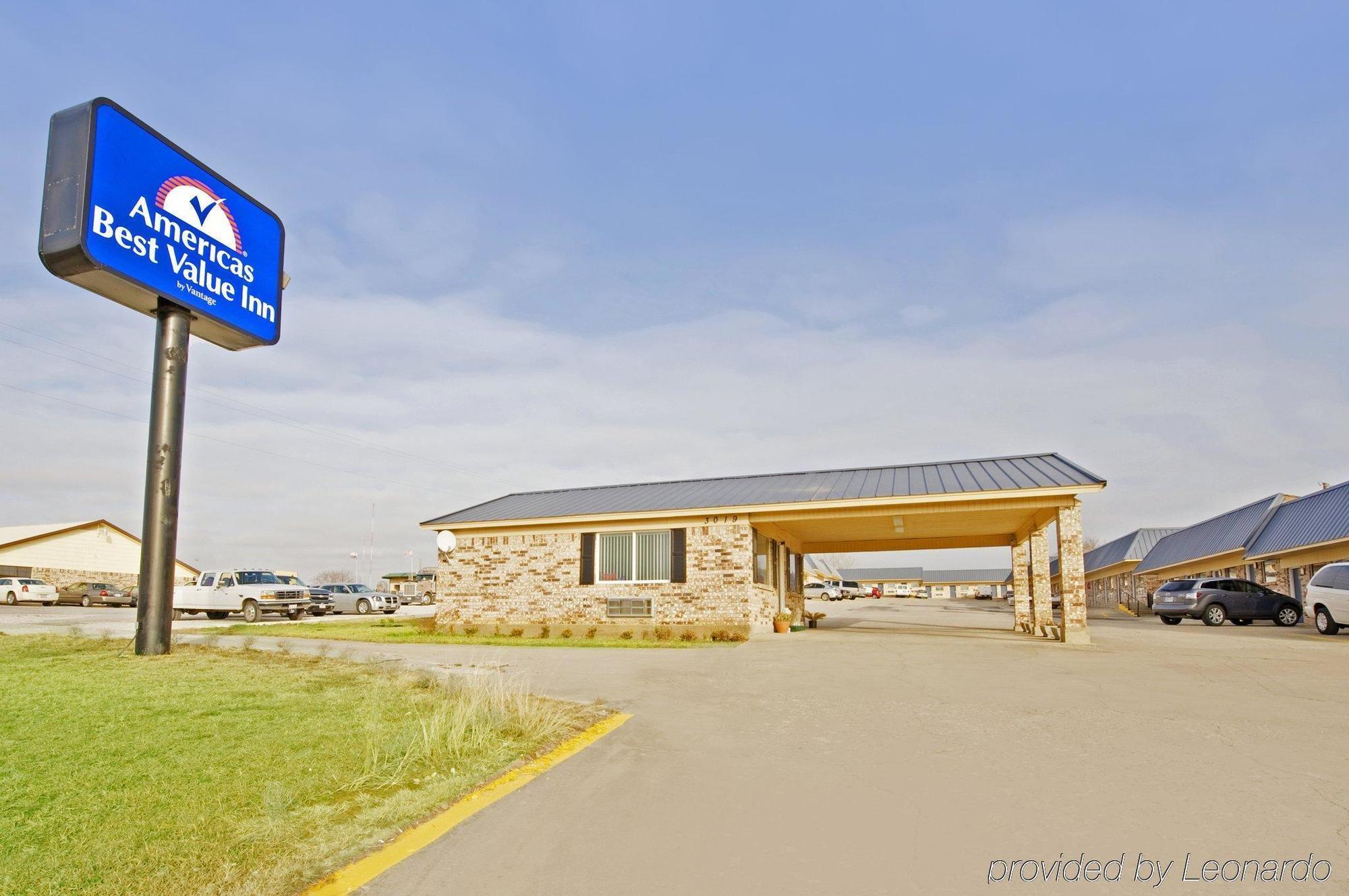 Americas Best Value Inn Gainesville Tx Zewnętrze zdjęcie